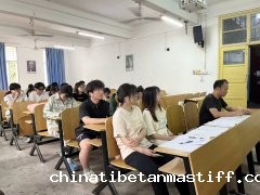 马克思主义学院开展“聚力前行，再攀高峰”互联网+宣讲暨动员大会